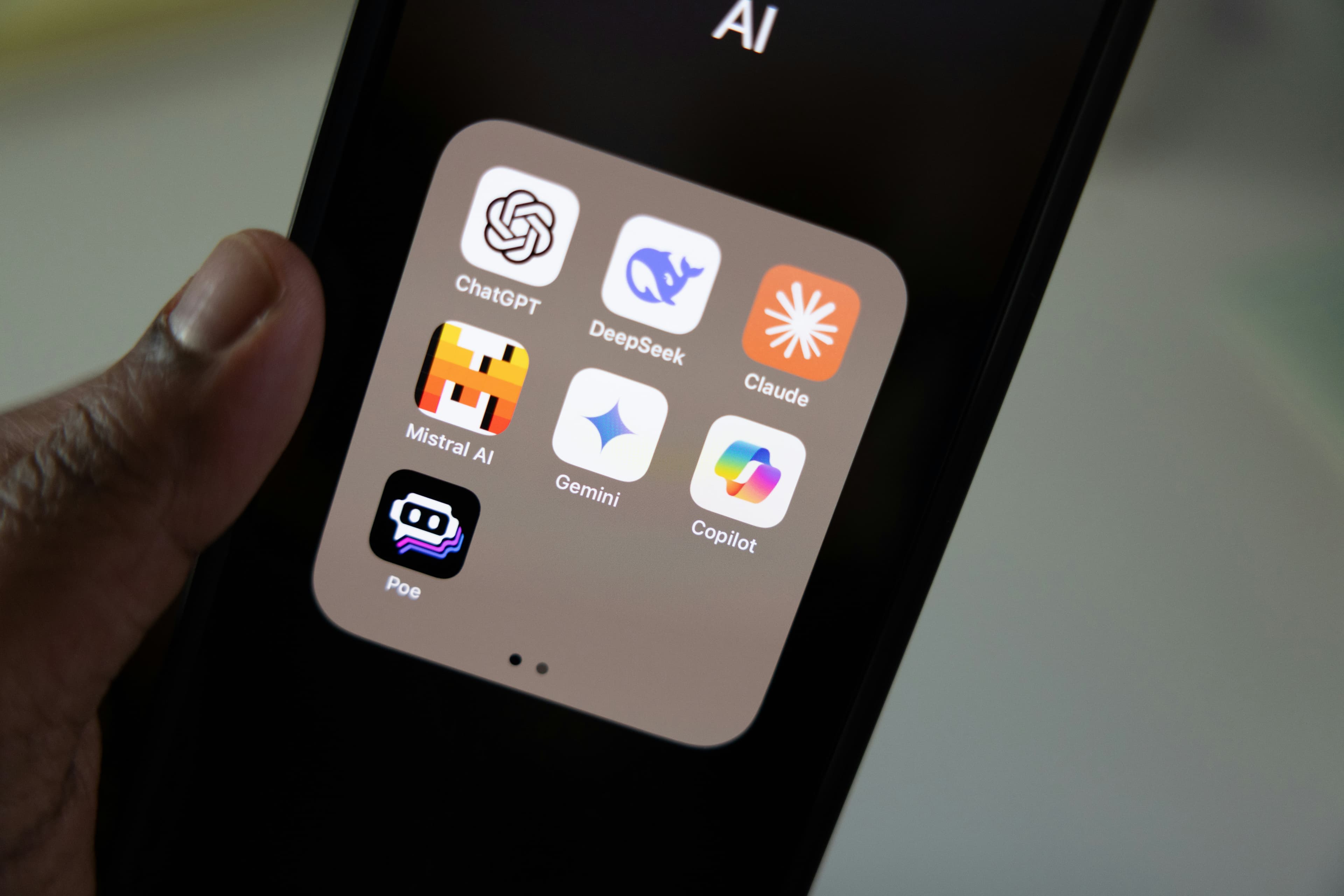 Cara Pakai Claude AI untuk Bikin Konten Sosial Media yang Real-Time dan Anti AI Slop di 2026: Panduan Lengkap untuk Brand & Creator Indonesia
